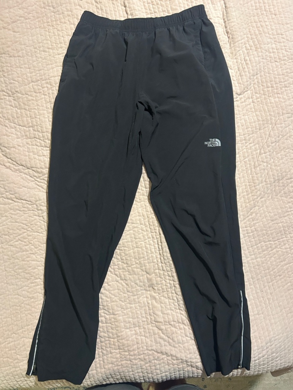 The North Face Men’s Black Active Jogger Pants Size Medium